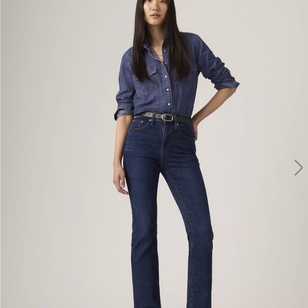 Levi’s 725 High rise bootcut women’s jeans | Size 25 - Picture 3 of 3